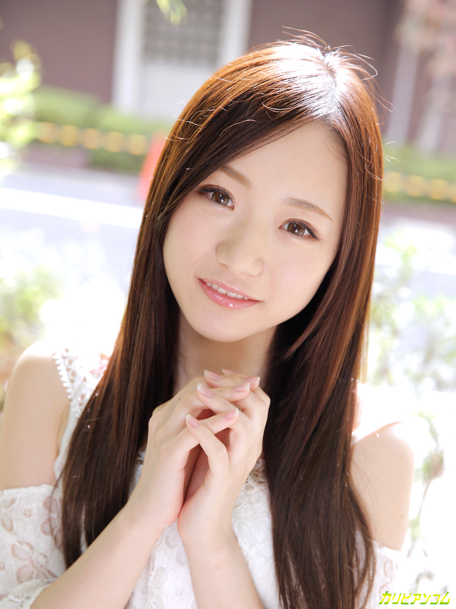 瀬奈まお 出演シーンのやわらかい表情の一枚