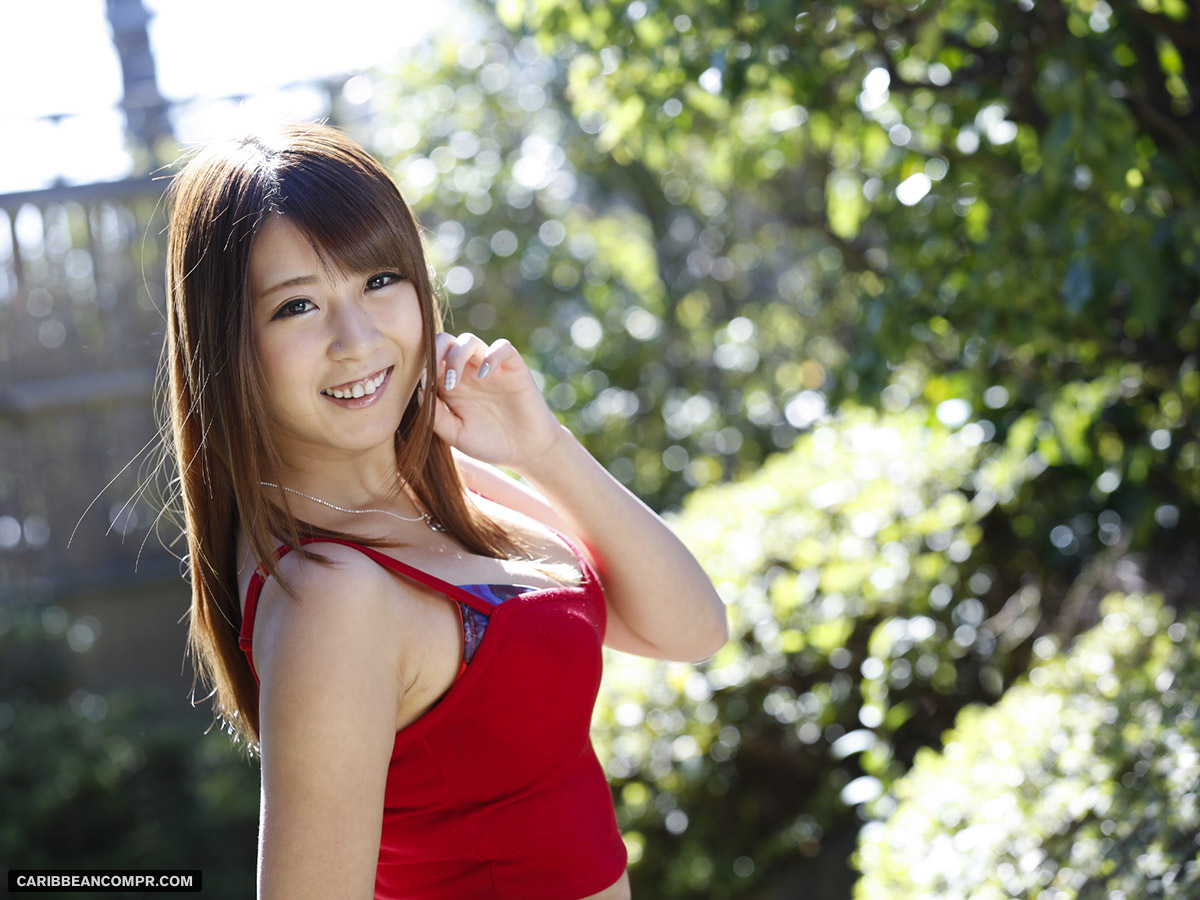 北川瞳 出演シーンの表情が分かるカット